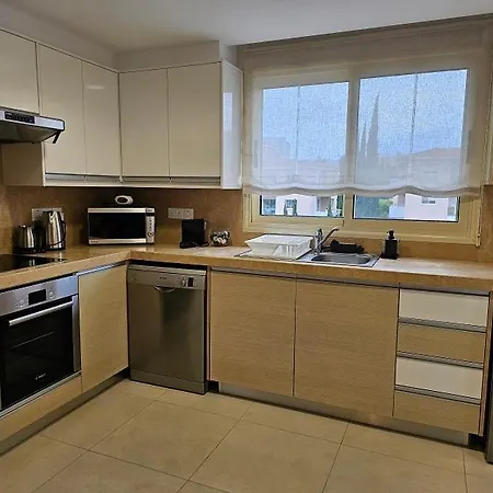 Elysia Park Bova Paphos