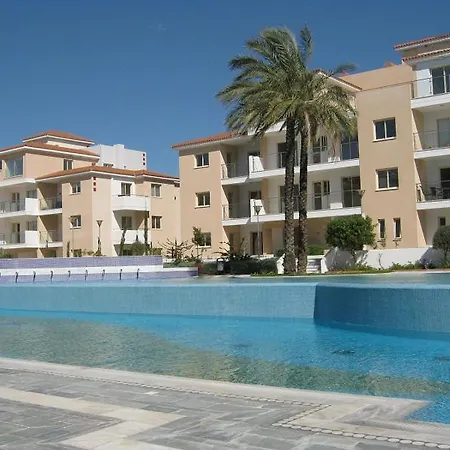 Elysia Park Bova * Paphos