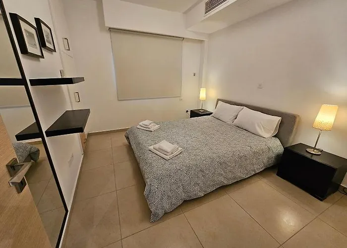 Elysia Park Bova Apartmán *